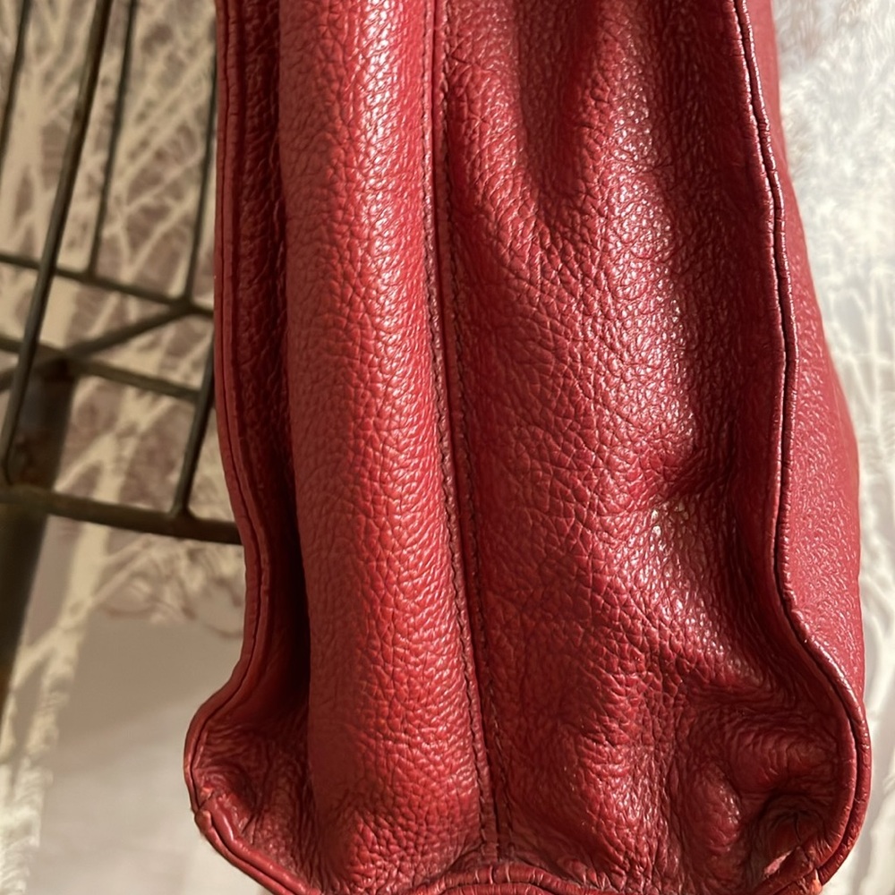 Ellington Large Cranberry Red Leather Tote Bag Four Sections EUC - Picture 4 of 10